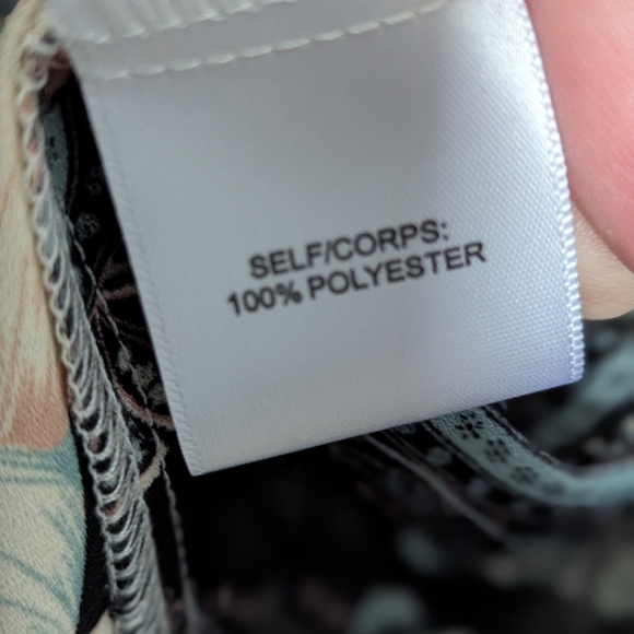 Patterned Women's Top - Picture 7 of 10